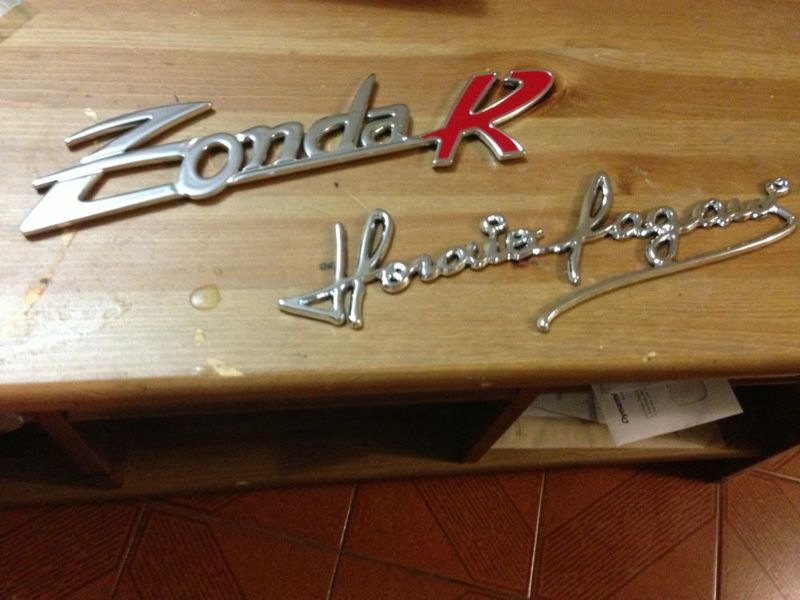 Illustration for article titled Is This The World's Only Pagani Zonda Kit Car?